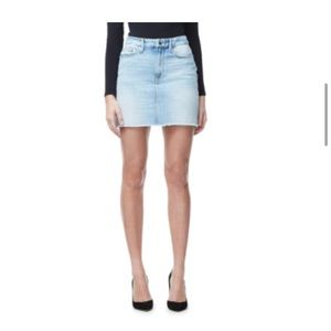 Good American. Size 6 Jean Skirt